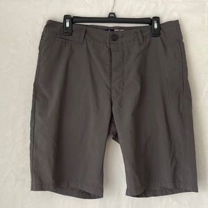 Nike ACG Mens Shorts Size 32/M